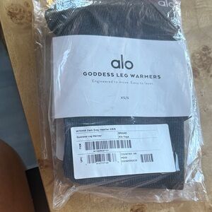 ALO Yoga Charcoal Leg Warmers